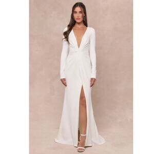 NWT‎ Lulus Stunning Romance White Long Sleeve Mermaid Maxi DressSize XS